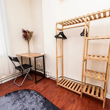 Kadikoey Merkezde Lueks Stambuł