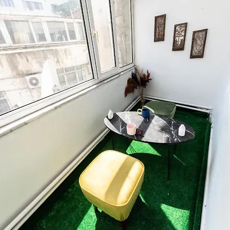 Kadikoey Merkezde Lueks Apartament
